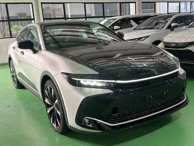 Toyota Crown CROSSOVER RS ADVANCED in Glenmarie, SGR