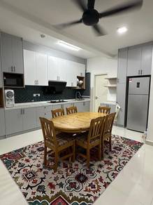 Condominium For Rent in Flora Rosa