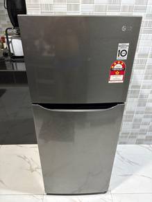 Fridge to sale