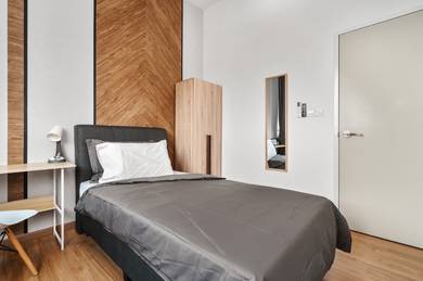 Room in Sentul, KUL