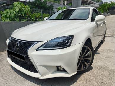 Lexus IS 250 in Damansara, KUL