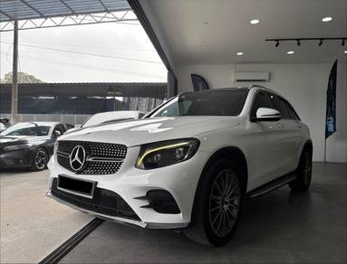Mercedes Benz GLC250 250 4MATIC COUPE AMG LINE in Bukit Minyak, PNG