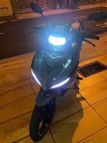 Yamaha Y15ZR