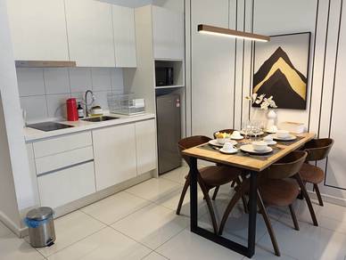 Service Residence For Sale in Chambers
