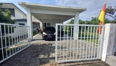 Semi-Detached House For Sale in Dengkil,SGR