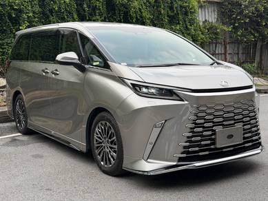 Lexus LM 500H EXECUTIVE in City Centre, KUL