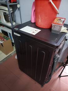 Mesin Basuh Front loader