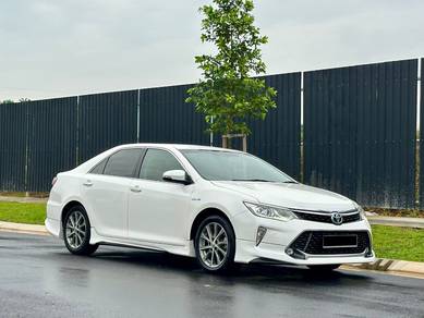 2017 Toyota Camry HYBRID LUXURY
