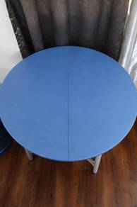 folding table 