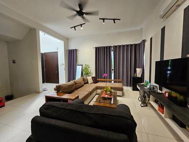 Semi-Detached House For Sale in Kajang,SGR