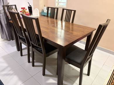 Meja Makan 6 Kerusi