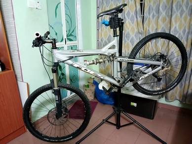 FOES FXR mtb