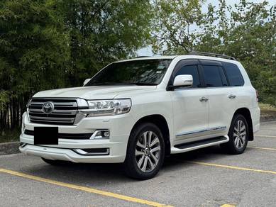 2019 Toyota Land Cruiser ZX