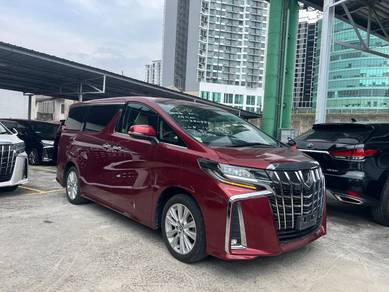 Toyota Alphard S in Damansara Kim, SGR