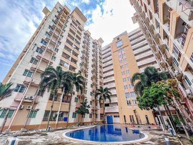 Apartment For Sale in Vistaria