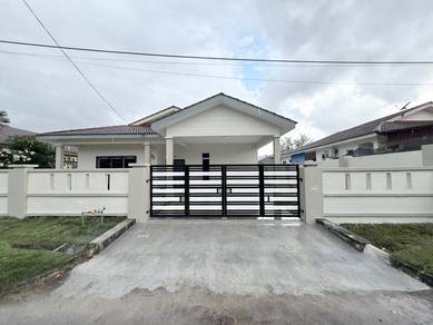 Bungalow House For Sale in Kluang,JHR