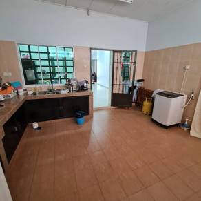 Semi-Detached House For Sale in Paya Rumput,MLK
