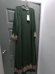 Jubah Jatuh Cinta