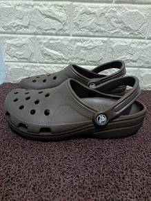 Uk7 Crocs Classic Clogs