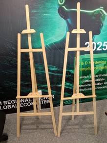 Easel Stand (Set of 2)