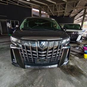 Toyota Alphard SC in Petaling Jaya, SGR
