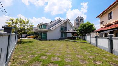 Bungalow House For Sale in Kelana Jaya,SGR