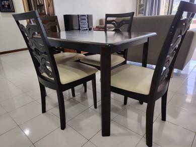 Dinning set with 4 chairs