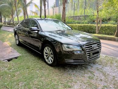 Audi A8 FSI QUATTRO in Old Klang Road, KUL