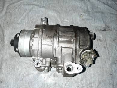 audi S5 4.2L aircond compressor