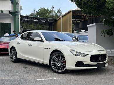 2017 Maserati Ghibli BASE GRADE