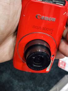 Canon ixus 300hs red