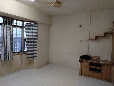 Apartment For Sale in Taman Dedap