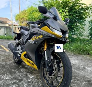 Yamaha R15