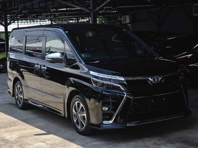 Toyota Voxy ZS KIRAMEKI III in Setapak, KUL