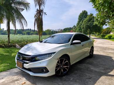 Honda Civic TC-PREMIUM in Kepong, KUL