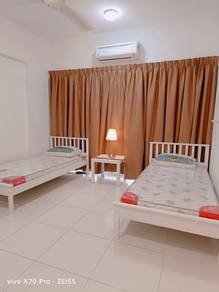 Room in Puchong, SGR