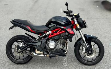 Benelli TNT 249S