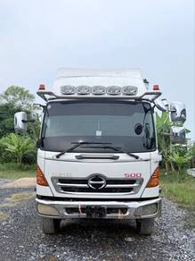 Hino 500 FD7 J