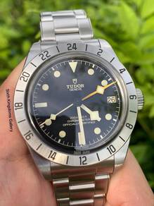 Tudor BlackBay Pro GMT 39mm M79470-0001