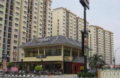 Condominium For Sale in Sri Pandan