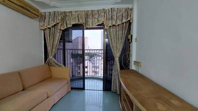 Apartment For Rent in Taman Sri Angsana