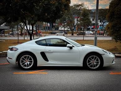 Porsche 718 CAYMAN in Bangsar, KUL