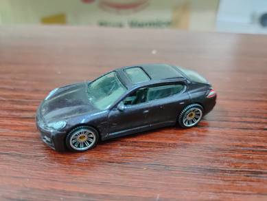 Matchbox Purple First Edition Porsche Panamera