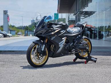 Keeway RKR250