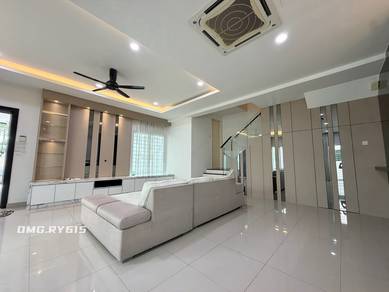 Semi-Detached House For Sale in Klang,SGR