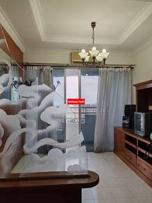 Condominium For Sale in N-Park Condominium