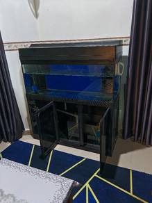 Aquarium 4ft with cabinet 