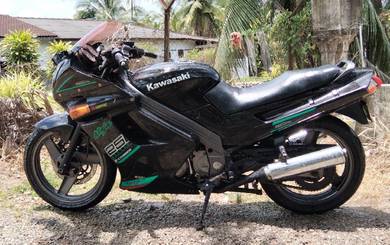 Kawasaki ZZR 250