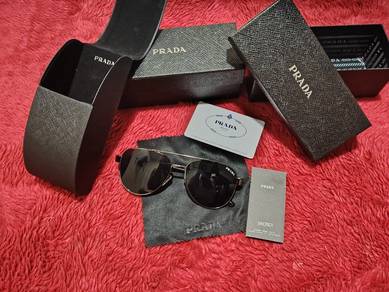 Authentic prada polarized sunglasses sets