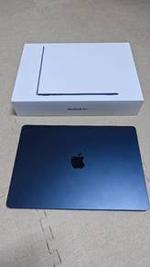 MACBOOK AIR 15" M5 16GB / 512GB – Like New